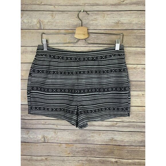 Forever 21 Medium Boho High Waisted Shorts Zip - Picture 1 of 10
